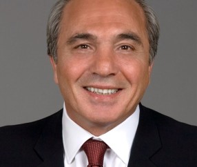 佛罗伦萨俱乐部主席科米索逝世|意甲|意甲联赛|世界杯|蜡烛_新浪体育_新浪新闻